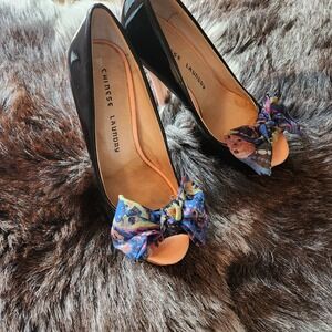 Chinese Laundry Black Patent Peep Toe Platform Pumps Floral Bow‎ Peach Heel 6.5